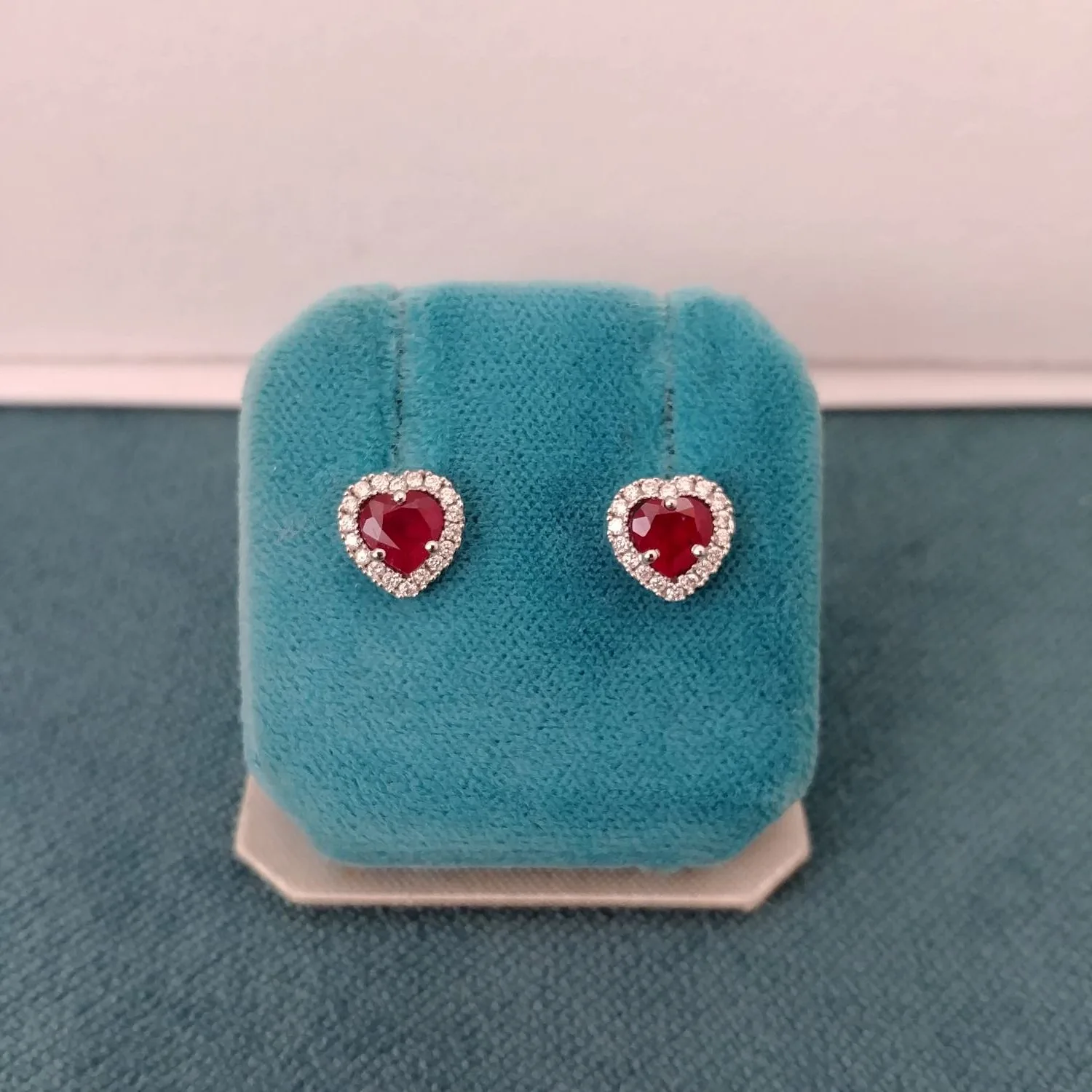 Orecchini Cuore di Rubini