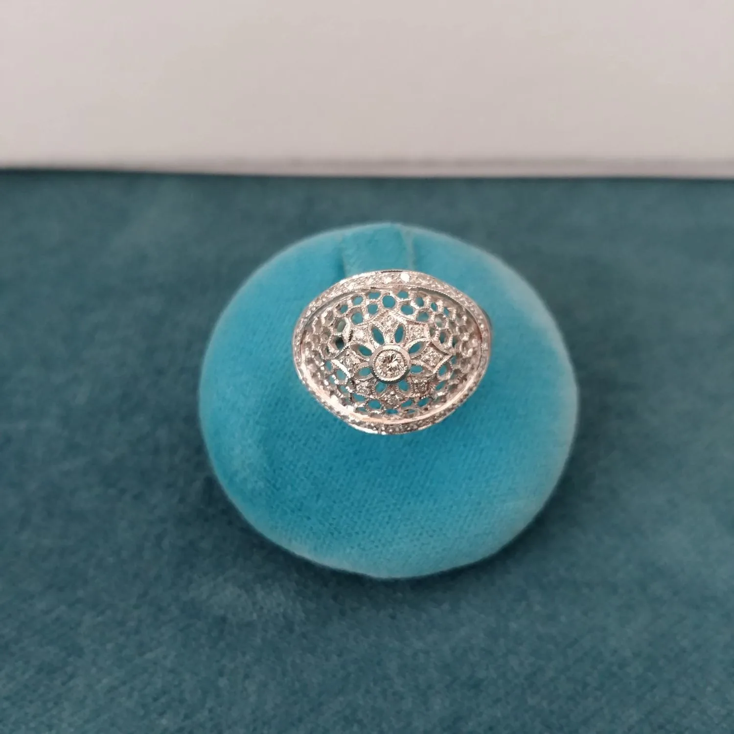 Anello Merletto di Diamanti