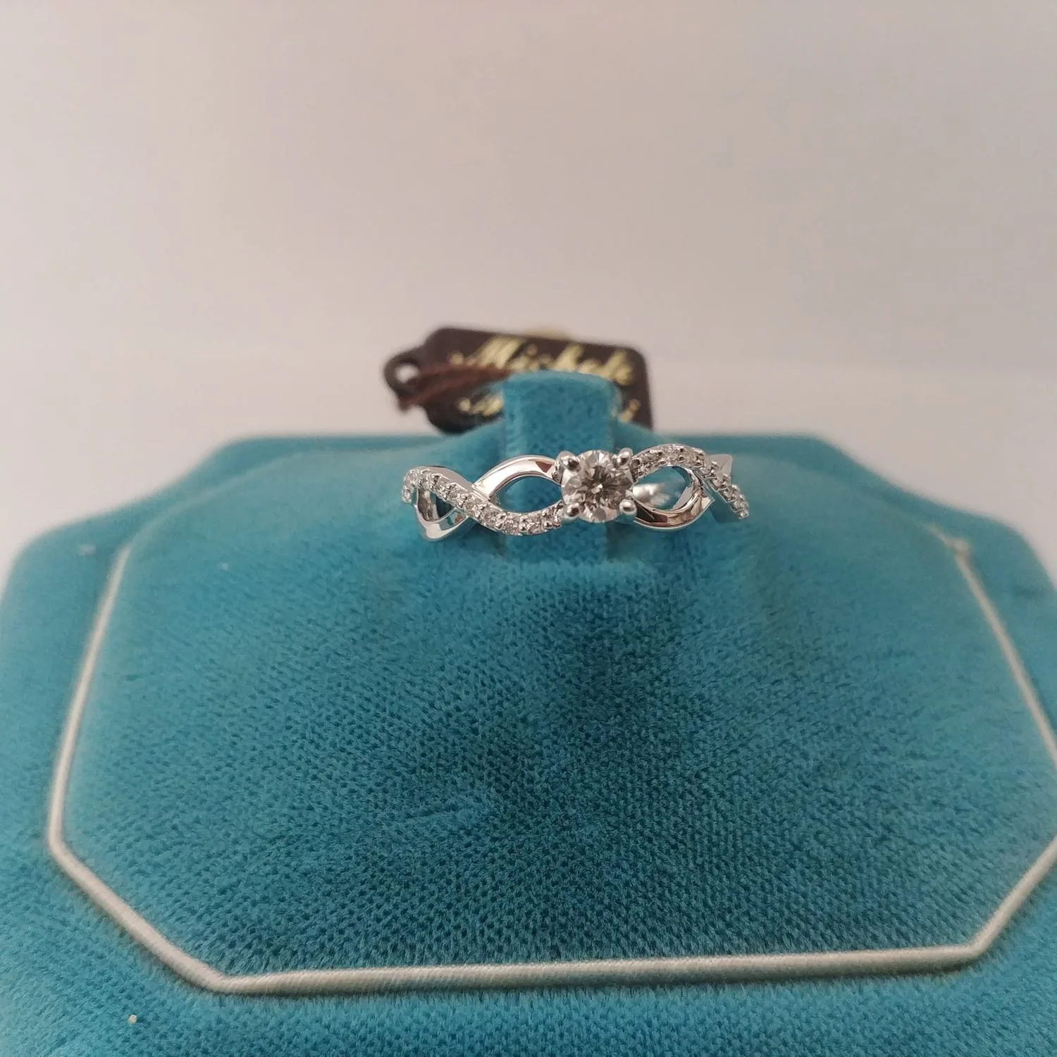 Anello a Doppio Nastro