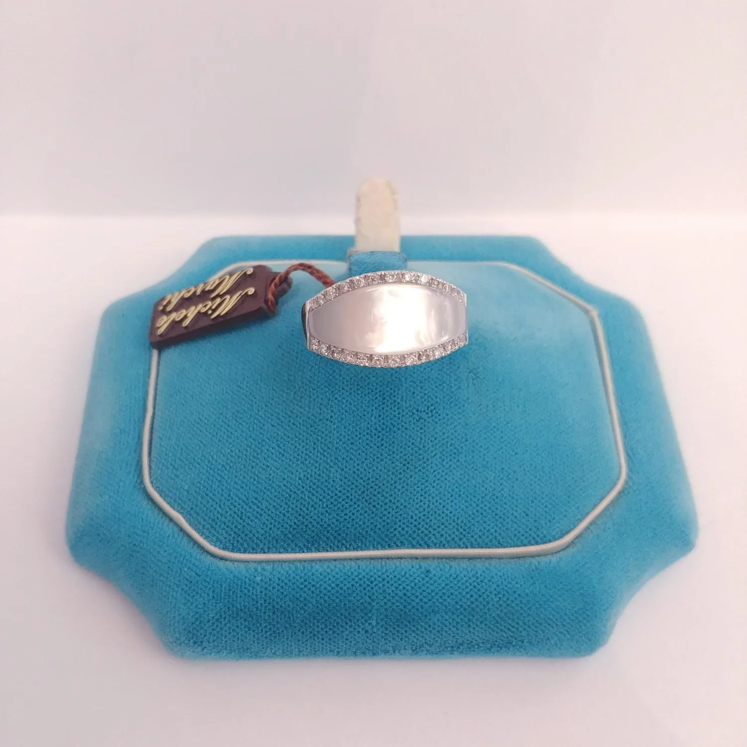 Anello in Madreperla