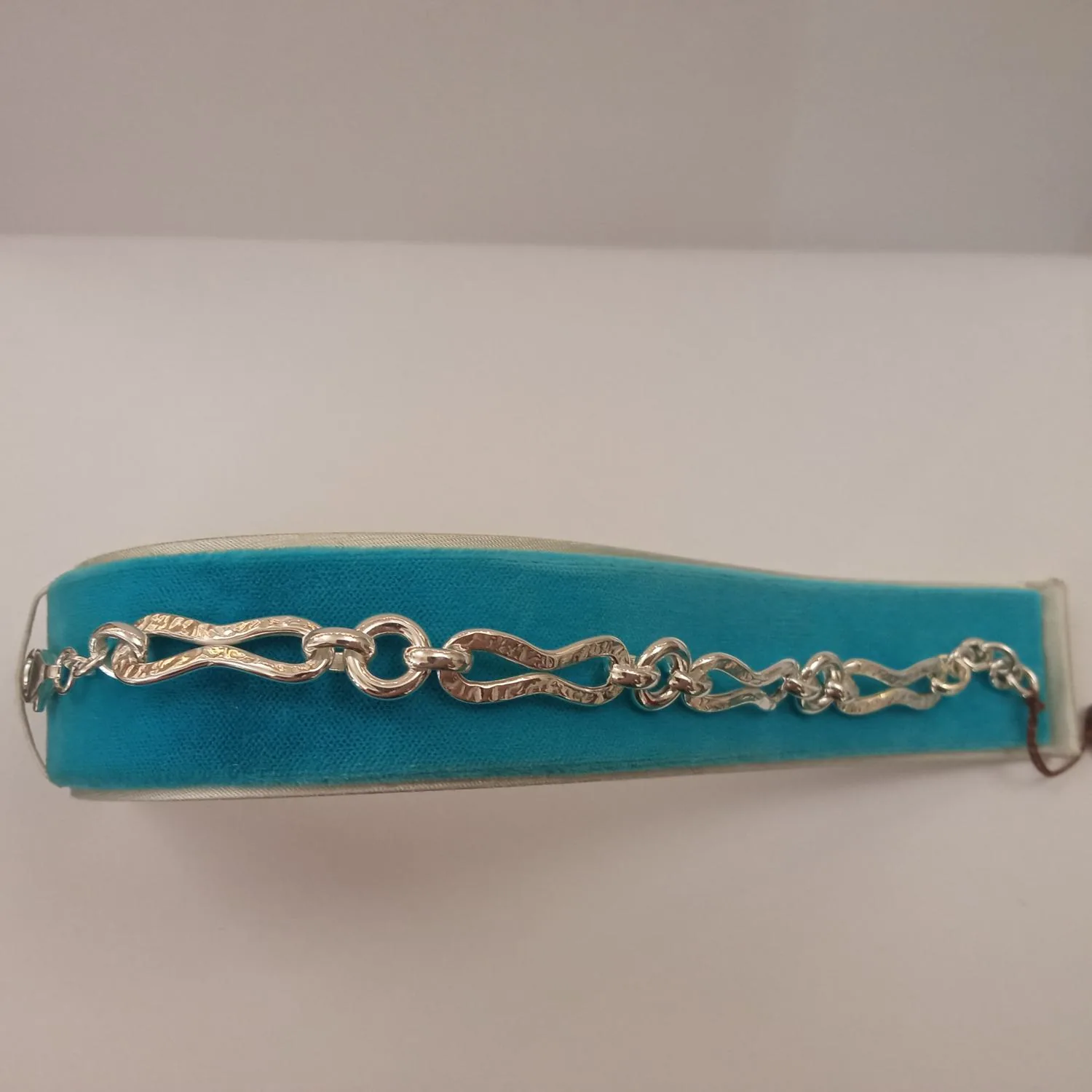 Bracciale con Maglie Infinito
