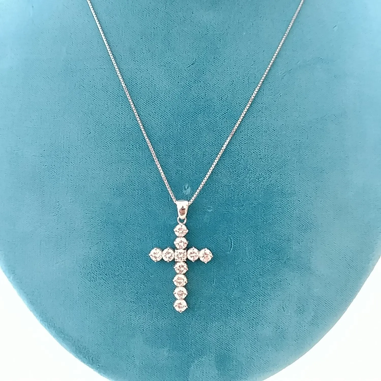 Ciondolo Croce di Diamanti
