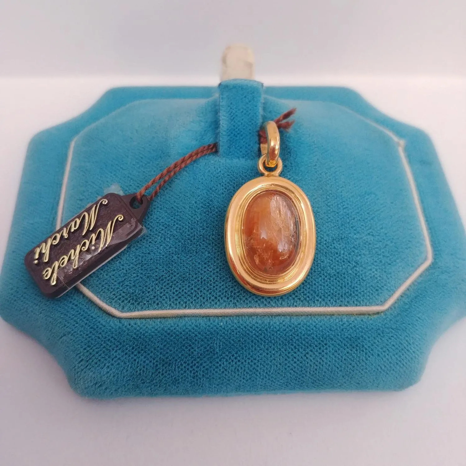 new_Ciondolo-oro-18kt-e-pietre-preziose-09063-1-M
