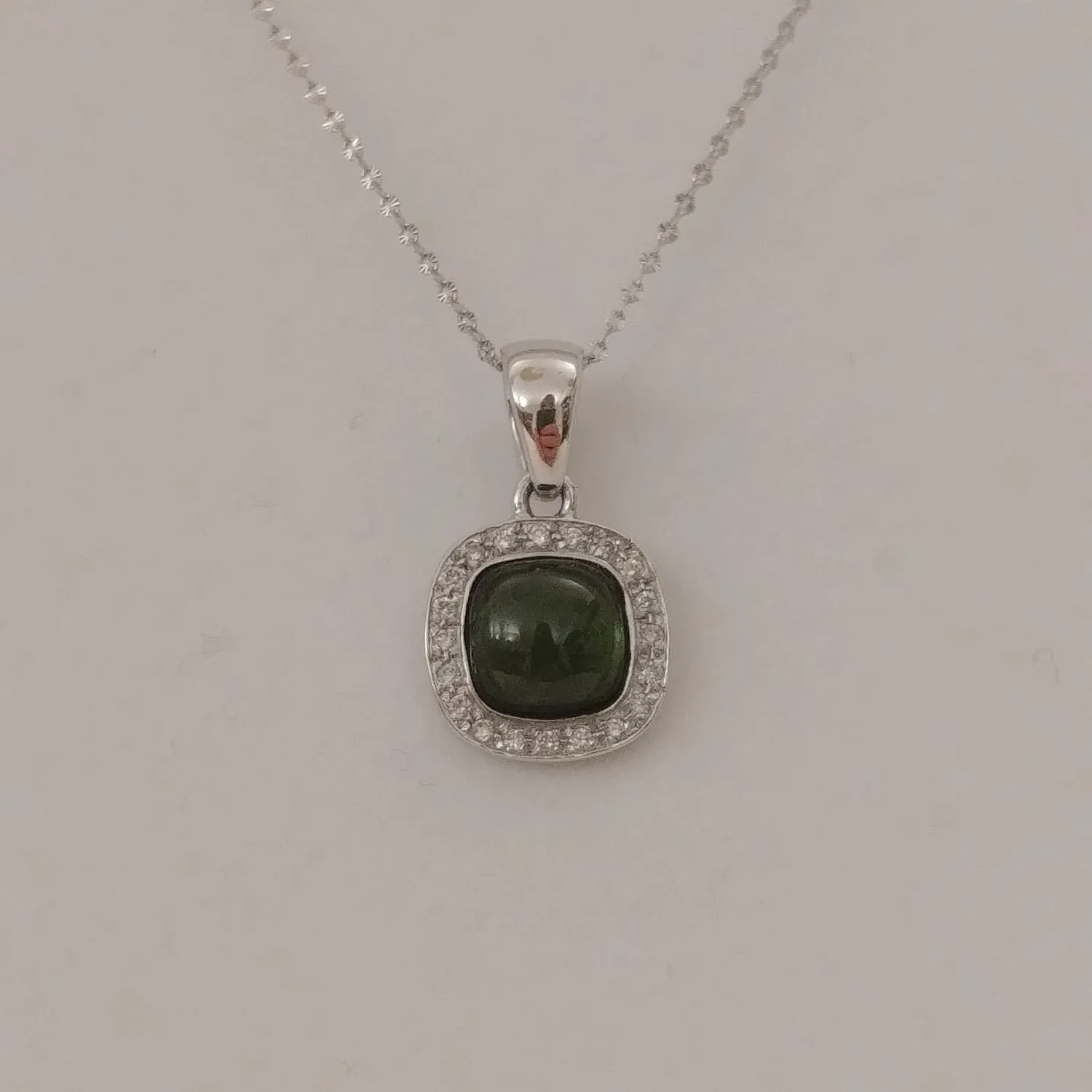 Ciondolo con Tormalina Verde