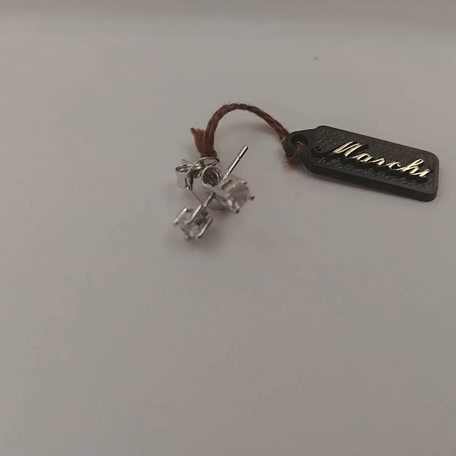 Orecchini Punto Luce di Zirconia