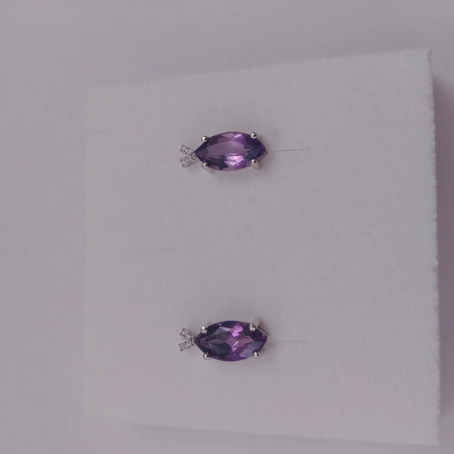 Orecchini con Ametista Marquise