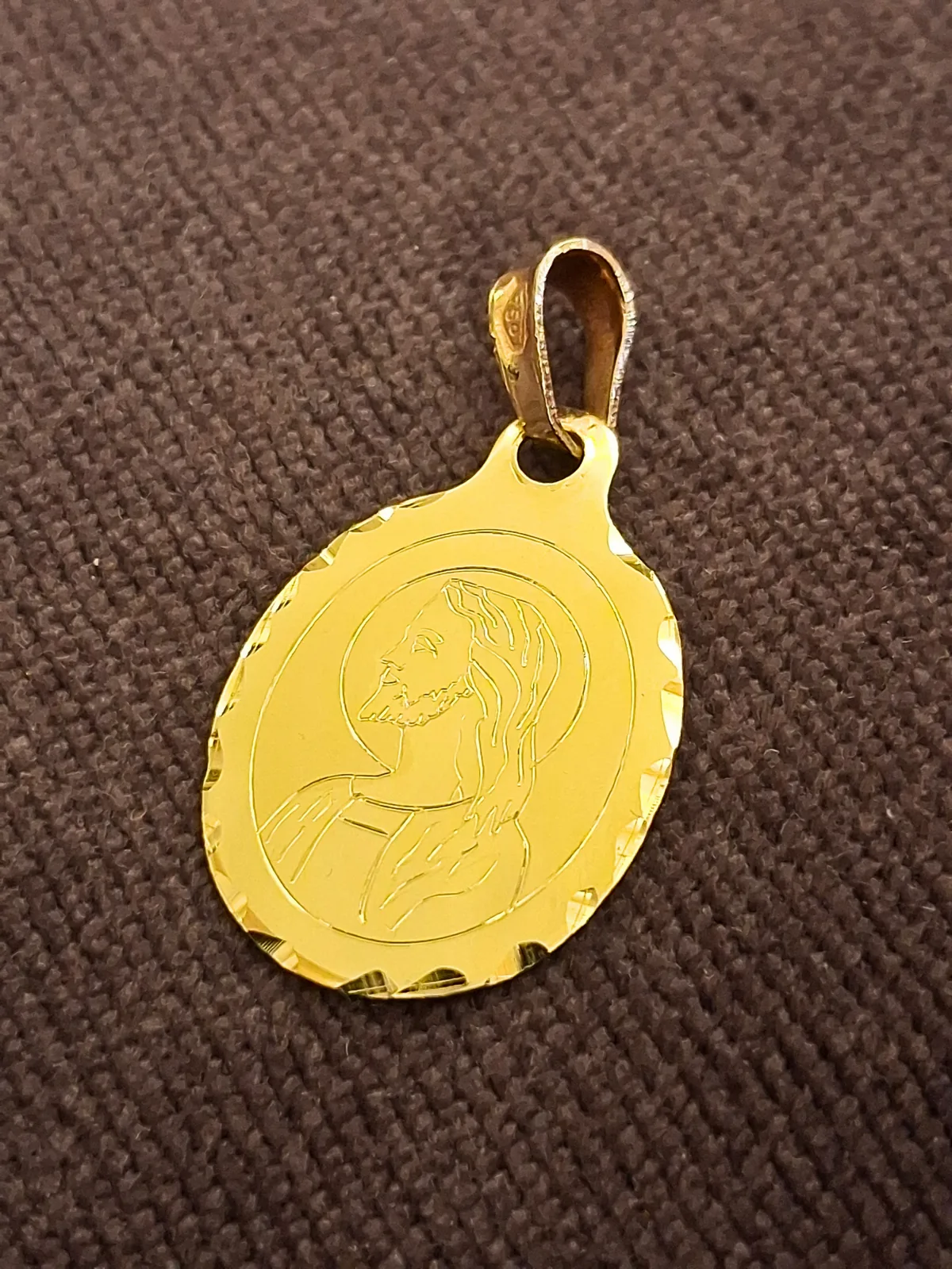 Medaglia Ovale con Cristo