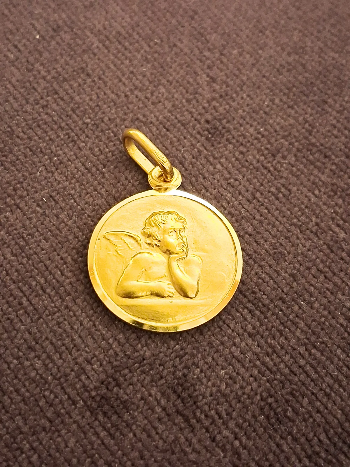 Medaglia con Angioletto di Raffaello
